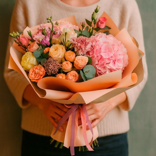 Букет из свежих цветов «Сердечный ритм»