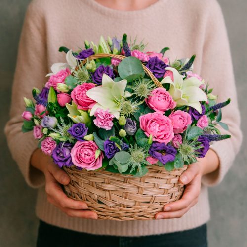 Букет цветов в корзинке «Цветочная симфония»