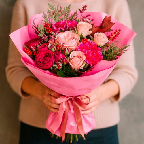 Цветочный букет «Лепестковый вихрь»