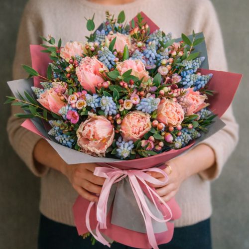 Цветочный букет «Весенний диалог»